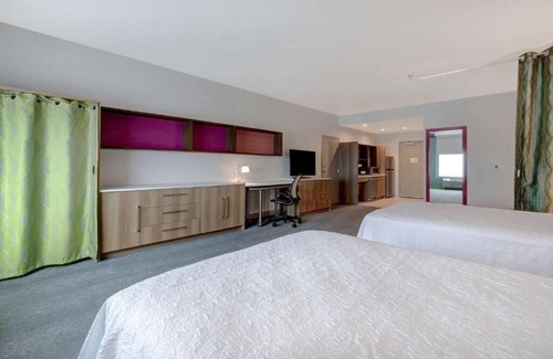 Centennial Hills Hôtel | Your Perfect Vegas Stay! Outdoor Pool, Free Breakfast, Pets Allowed!