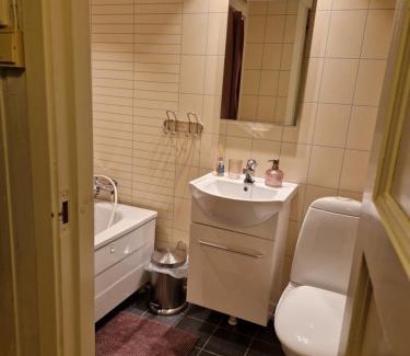 Ballstad Maison | Your place to stay in Lofoten at our family house!