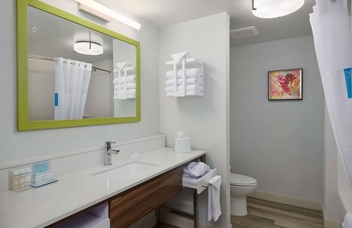 Sherwood - Tualatin North Hôtel | Your Private Escape! Free Breakfast, Indoor Pool, Free Parking, Pets Allowed!