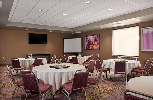 Sherwood - Tualatin North Hôtel | Your Private Escape! Free Breakfast, Indoor Pool, Free Parking, Pets Allowed!