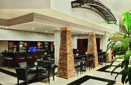 Fort Worth Hôtel | Your Relaxing Getaway Awaits! Pool, Restaurant, Near Fort Worth Stockyards