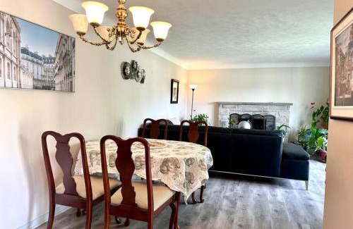 Sudbury Appartement | Your Search Stops Here, Homey Three Bedroom