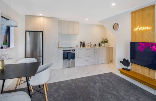 Lower Hutt Maison | Your Slice of Heaven in the Hutt