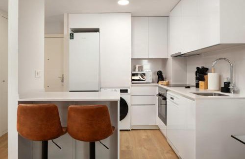 La Malagueta Appartement | Your Sunny Retreat! Modern apt steps to the beach