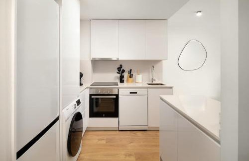 La Malagueta Appartement | Your Sunny Retreat! Modern apt steps to the beach