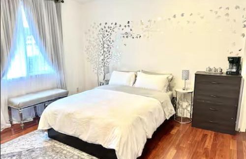 Studio City Maison | Your Vacation Home in the Hills of Studio City