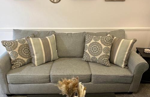 Weaver Appartement | Your Weaver Rest Stop on the Ladiga Trail!