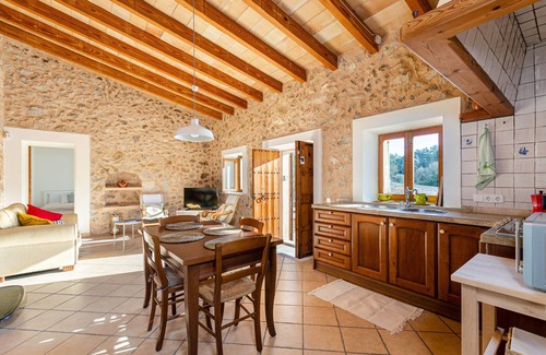 Sineu Villa | YourHouse Son Tey, villa avec piscine privée et terrasse avec vue sur la nature