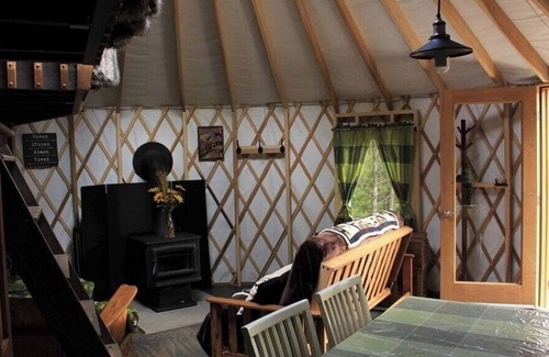 Mandeville Cabine | Yourte Luxueuse Jusqu'à 8 Personnes