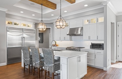 Weirsdale Maison | You’ve found the most luxurious lakefront rental in Central Florida!