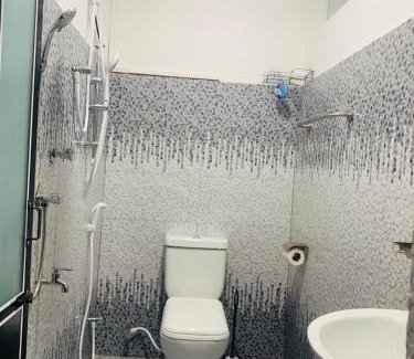 Manmunai North Maison | Yoyo holidays inn