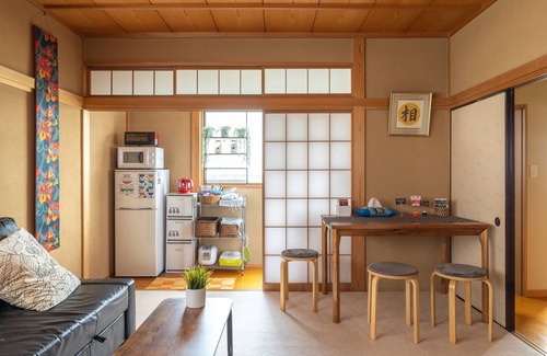 Yoyogi Appartement | Yoyogi Ivy Unit 201 + 202 | 2BR Unit with King Sized Bed