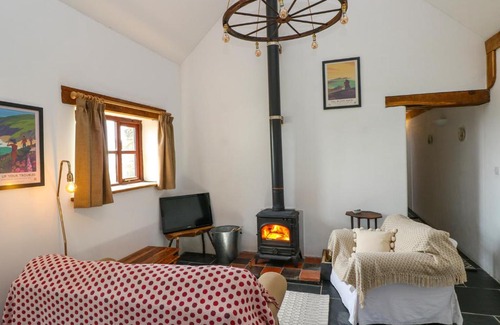 Rosebush Maison | Ysgol Hill