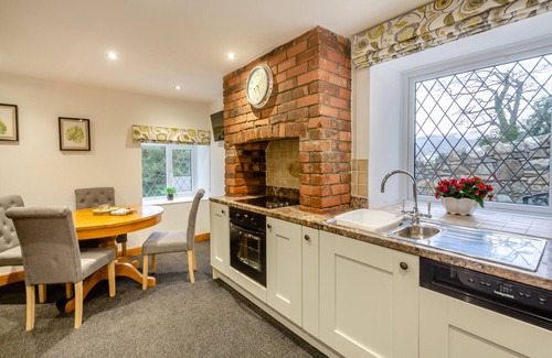 Llanelltyd Maison | Ysgubor Illtyd - The Barn