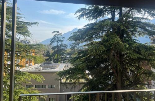 Trento Appartement | YUGOGO PETRARCA 1 - Trilocale con balcone