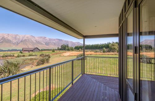 Windwhistle Chalet De Ski | Yuki's Chalet - Terrace Downs