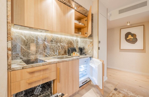 Quartier de la Plaine-de-Monceaux Appartement | Yuna Porte Maillot - ApartHotel
