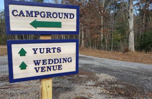 Glen Lyn Cabine | Yurt 3 | Redbud Yurt at Kairos Resort