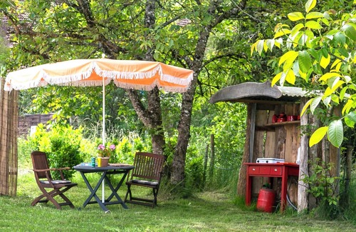 Arbigny-sous-Varennes Location De VR | YURT de Arbigny romantic overnight stay in a Mongolian tent