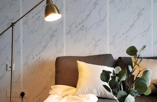 Central District Appartement | Yussy Staycation Modern x Sky at R&F princess cove