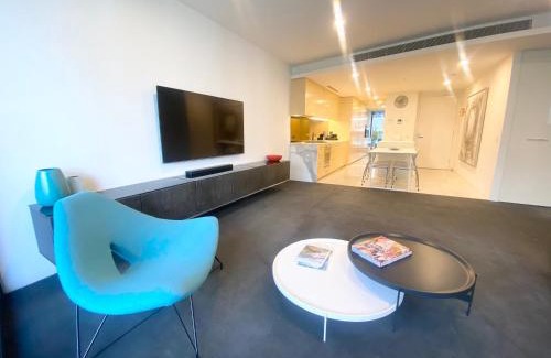 Melbourne Appartement | YVE 1401, views to the Bay & Beyond.
