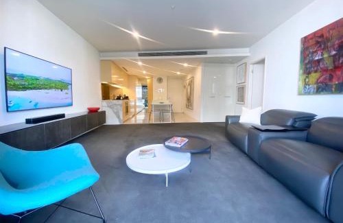 Melbourne Appartement | YVE 1401, views to the Bay & Beyond.