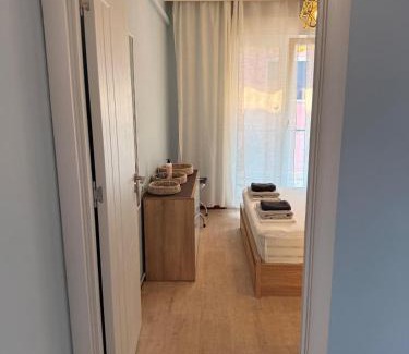 Nea Iraklitsa Appartement | YVES Apartament