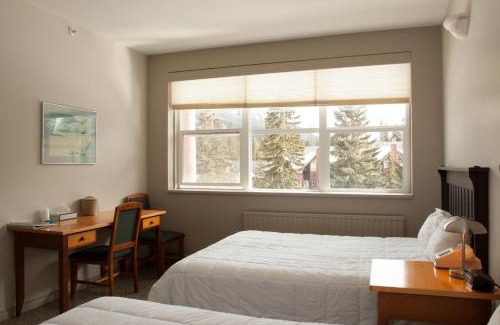 Banff Auberge | YWCA Banff Hotel