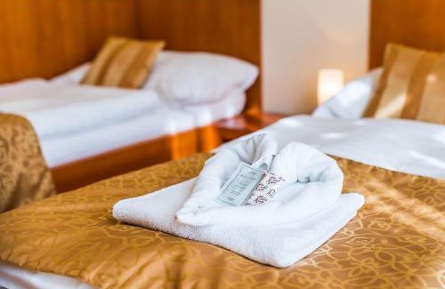 Krtiny Hôtel | Zámek Křtiny
