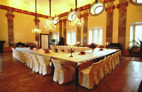 Potstejn Hôtel | Zámek Potštejn