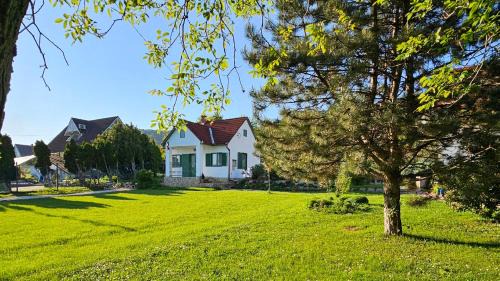 Siklos Maison | Zöld Vendégház - Siklós