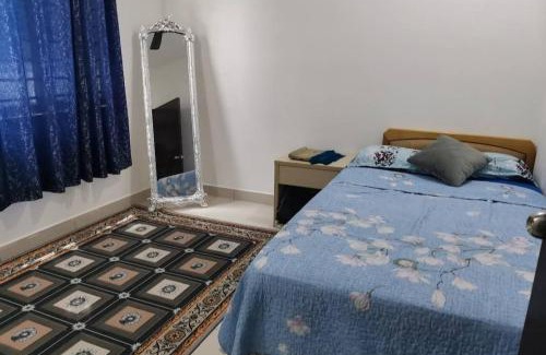 Kajang Appartement | Zanra Homestay at Residensi Zamrud Blok B