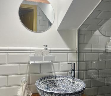 Pakozd Villa | Zanzara Guesthouse