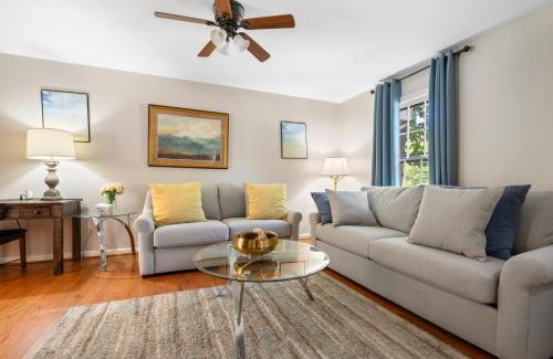 Montgomery Village Maison | zarah Vacation Home cozy home near Washington DC