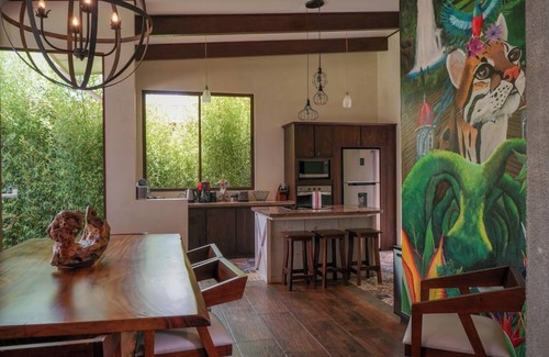 Alfaro Ruiz Maison | Zarcero Zen Mountain Lodge - Spacious modernized countryside home, FAST wifi