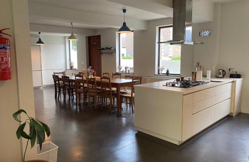 Zarlardinge Maison | Zarlar House