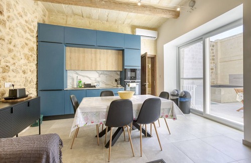 Zebbug Appartement | Zebbug apt with Pool-Hosted by Sweetstay