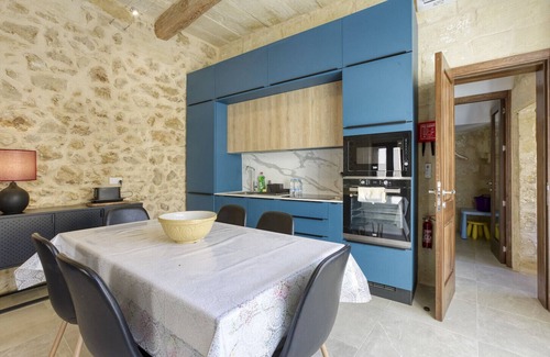 Zebbug Appartement | Zebbug apt with Pool-Hosted by Sweetstay