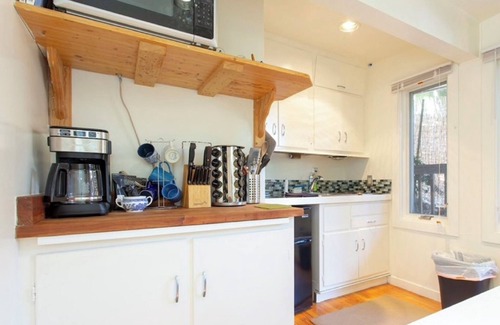 Berkeley Hills Maison | Zen Den Studio dans le N. Berkeley Hills! Bain à remous et vue sur la baie! Animaux acceptés