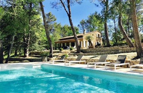 Menerbes Villa | Zen et Chic, juste à coté de la Bastide de Marie