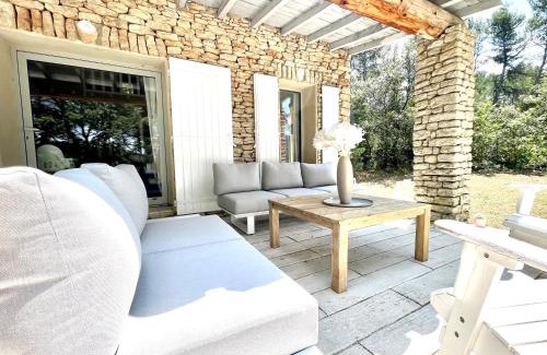 Menerbes Villa | Zen et Chic, juste à coté de la Bastide de Marie