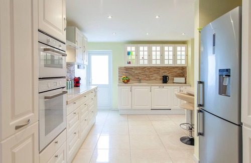 Albufeira Villa | MAGNIFICENT VILLA WITH HEATABLE POOL, BBQ, AC & WIFI