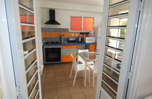 Riviere-Salee Appartement | En toute intimité, piscine privée au sel, et chauffée