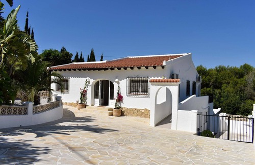 Paichi Villa | Zen Villa Moraira - Private Ibiza style holiday home in Moraira, close to beach