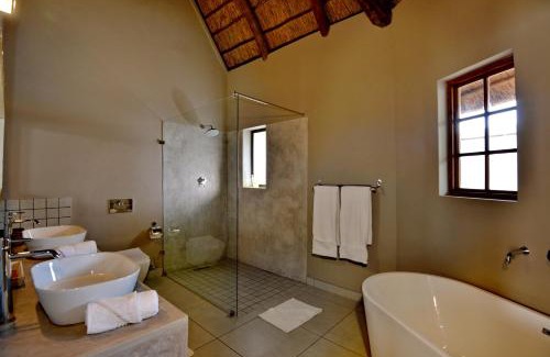 Vaalwater Cabine | Zenara Lodge 2