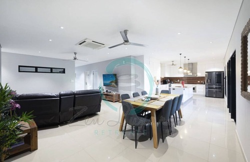 Johnston Maison | Zenhouse (Lind) Private Pool ~ Bar ~ Pets OK