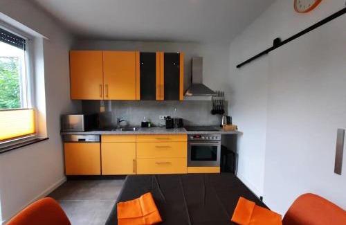 Ennepetal Appartement | Zentral-kostenloses Parken-Mediapaket-Balkon
