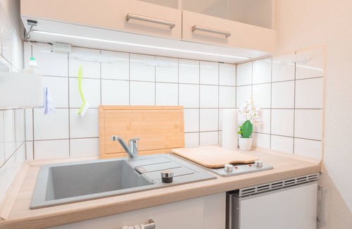 Gross Buchholz Copropriété | Zentral nah MHH Terrasse Komfort - 1-Zimmer-Apartment Boxspringbett, Schlafsofa