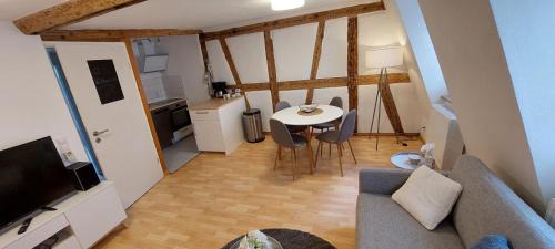 Schwaebisch Hall Appartement | Zentrale Altbauwohnung mit Flair
