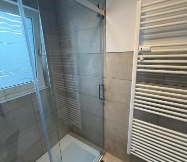 Ahrweiler Appartement | Zentrale FeWo mit Terrasse und Weinbergblick